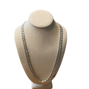 ✨ 3/$15 ✨ Silver Tone Necklace with Scroll Detail